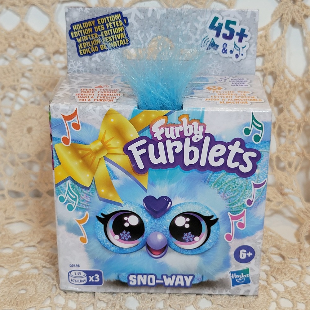 Hasbro Furby Furblets Sno-Way Kids Unisex OS Blue New Holiday Winter Edition Toy